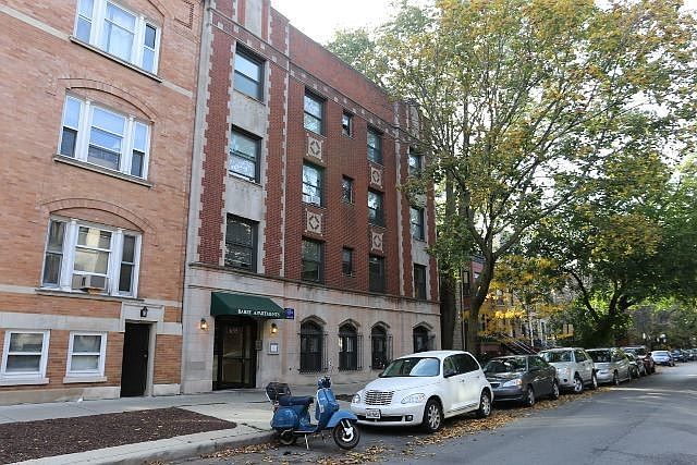 1st image of 635 W Barry Ave #601