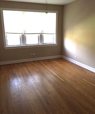 2nd image of 3554 N Keeler Ave APT 2D
