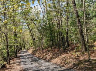 7 Caddis Trl, Hayesville, NC 28904