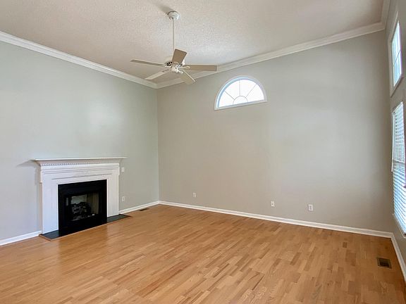 2-Story Living Room Ceiling