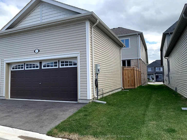 220 Farley Rd #1 — Photo 5