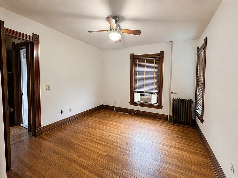 54 W 5th St — Photo 22