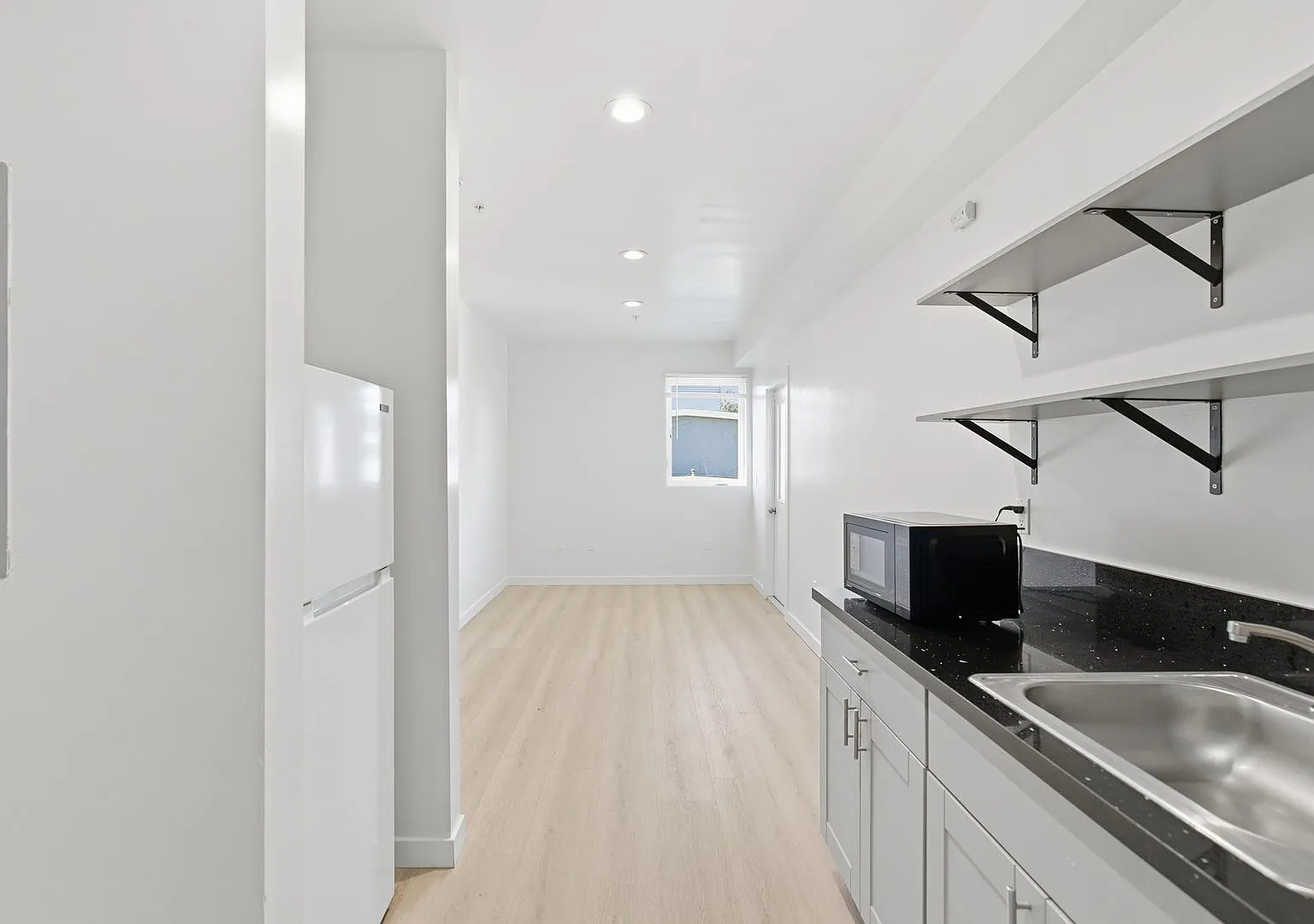 2025 New Jersey Street — Photo 2
