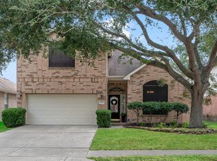 1139 Eastbourne Ln, Pearland, TX 77584