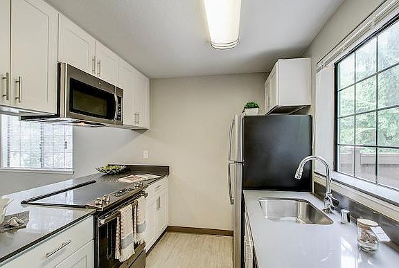 2nd image of 3014 118th Ave SE APT C101