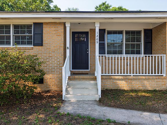 5th image of 1209 Julian Clark Rd