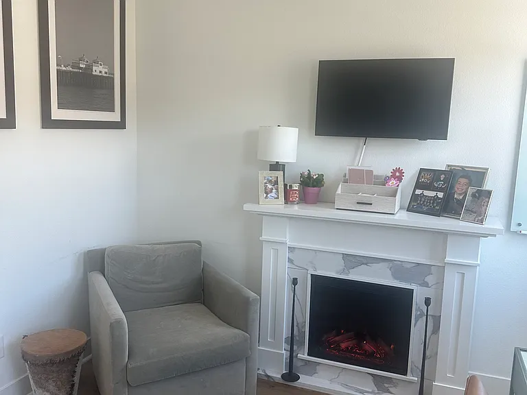 680 Edward Scholle Dr — Photo 11