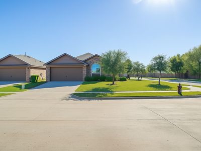 700 Rutherford Dr, Crowley, TX, 76036