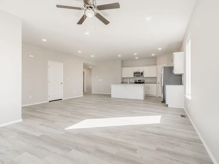 3415 N Nixon Ave — Photo 10