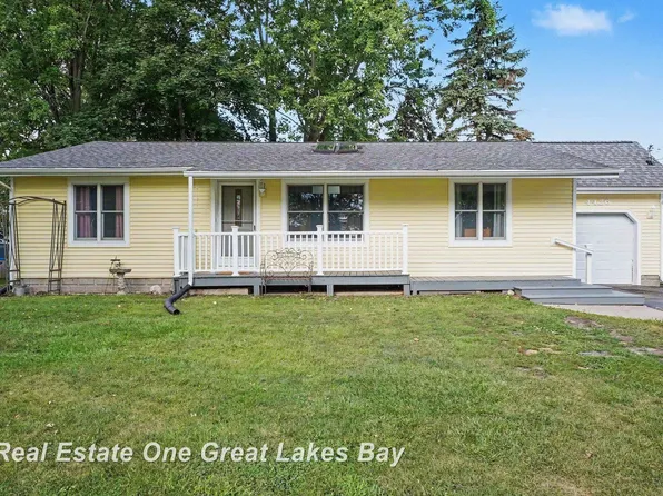 4426 S Nine Mile Rd, Auburn, MI 48611