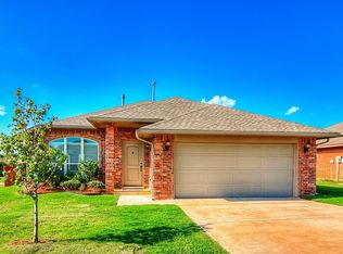 15813 Crane Way, Oklahoma City, OK 73013