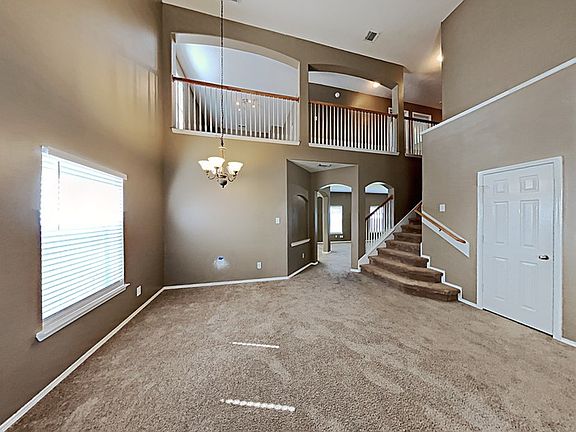 4th image of 2707 Harte Ct