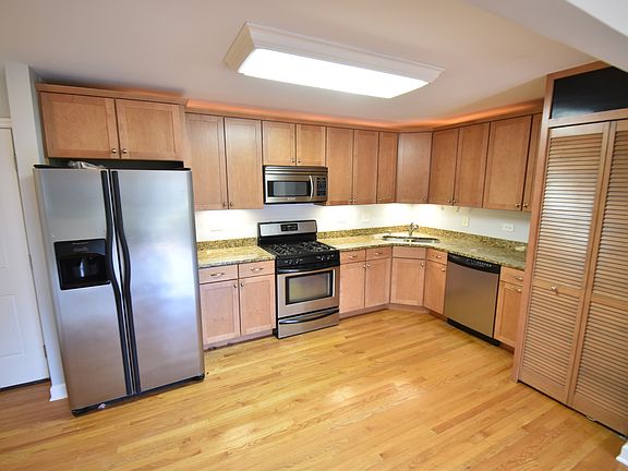 2nd image of 300 Opatrny Dr APT 123