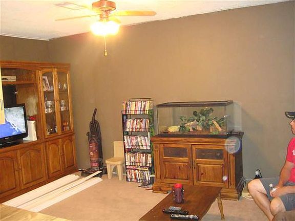 4th image of 1415 Sun Ave