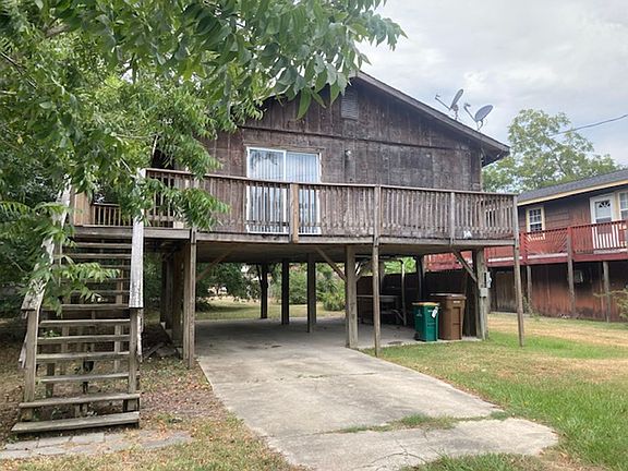 3rd image of 353 Morton Ave
