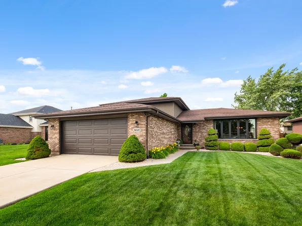 8648 Carriage Ln, Tinley Park, IL 60487