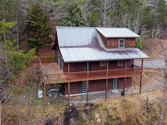5th image of 413 Mystic Mountain Dr