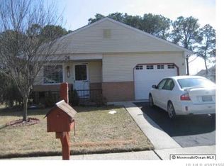 26 Togo Rd, Toms River, NJ 08757