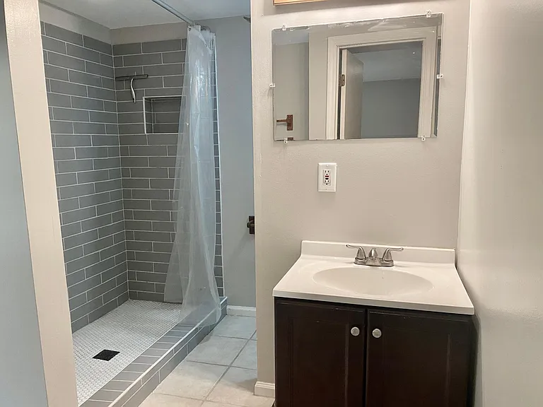 2503 Acorn Ave NE — Photo 19