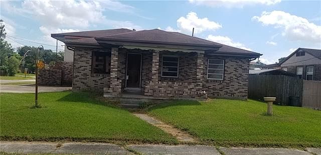 1st image of 481 Celomar Park