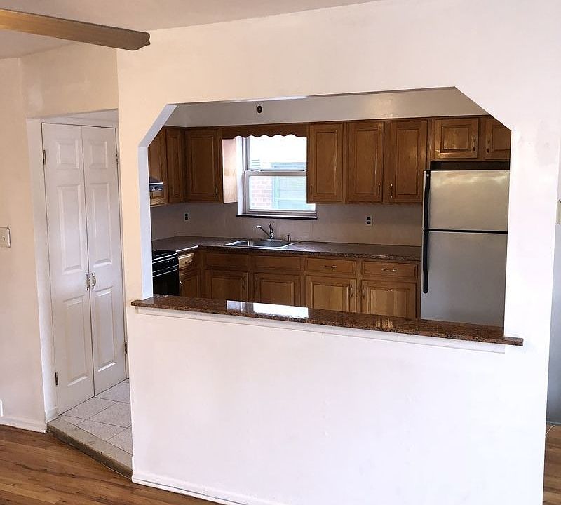 1st image of 2151 84th St #3