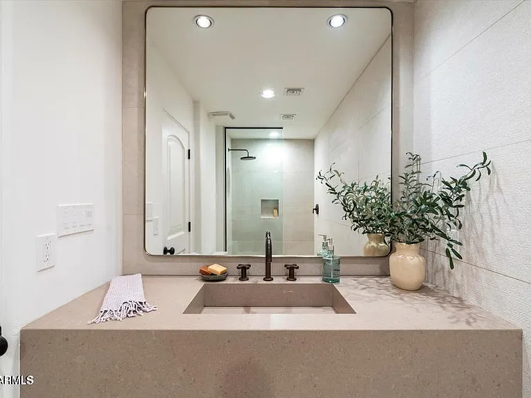 9836 E Topaz Dr — Photo 22