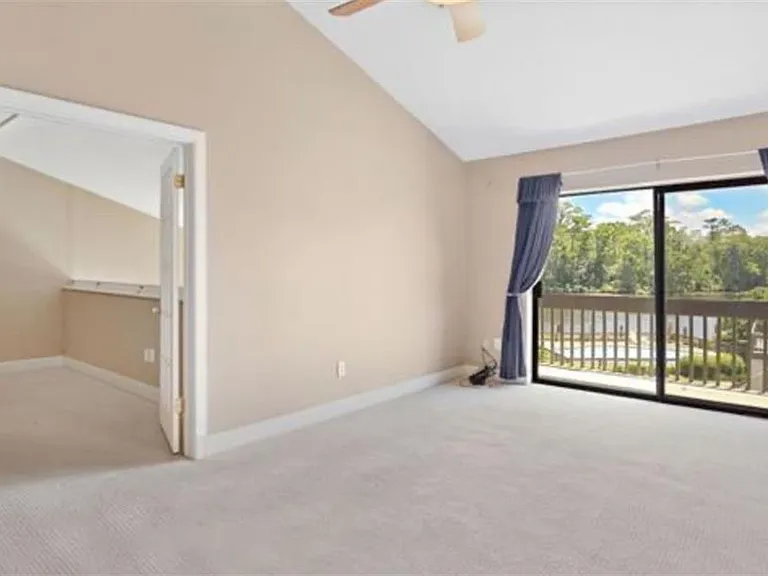404 Tchefuncte Oaks Dr #404 — Photo 11