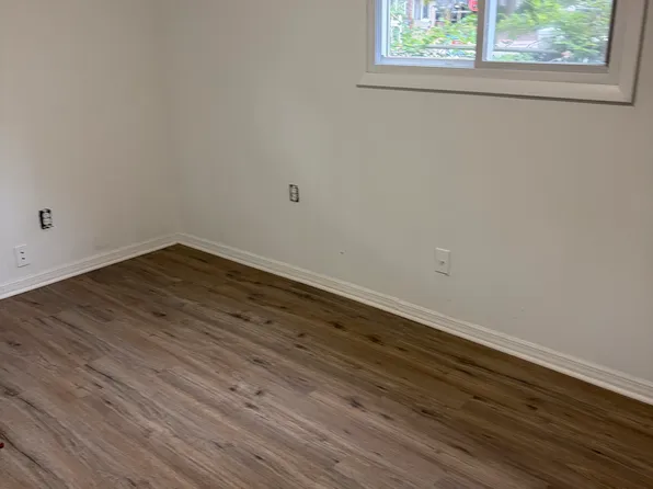 52 Central Ave, Waretown, NJ 08758