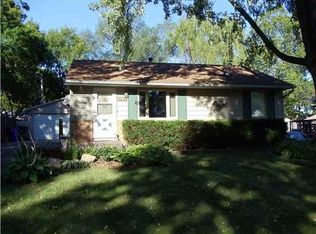 3016 Huxley Ln SW, Cedar Rapids, IA 52404