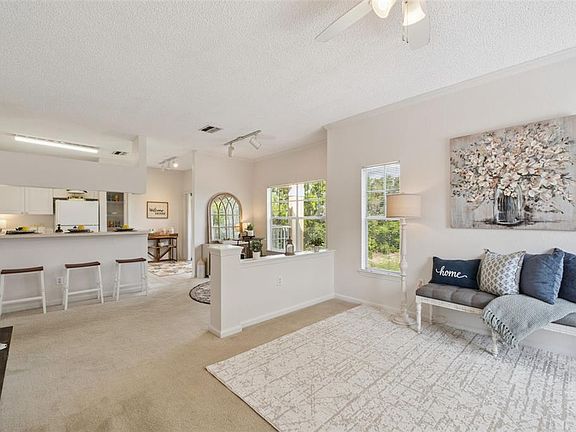 2nd image of 426 ARBOR LAKES #426