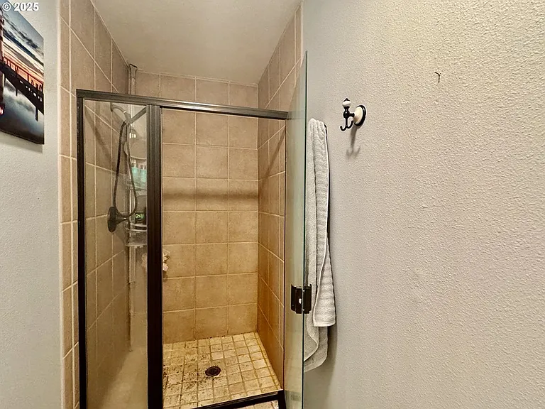 25371 Perkins Rd — Photo 23