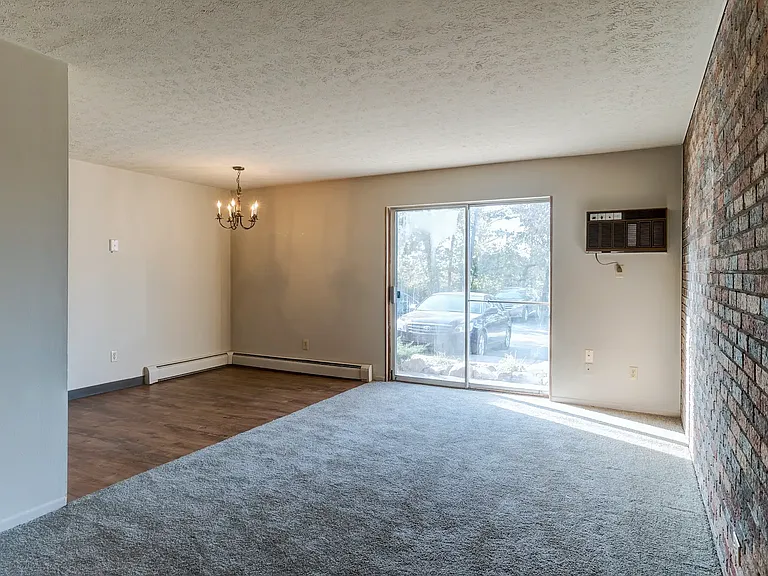 Stoneridge West Apartments — Photo 7