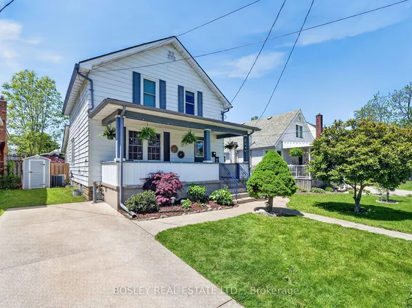21 Chapel St N, Thorold, ON L2V 2E3