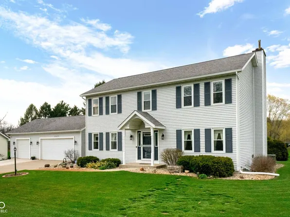 33883 Sumerset Ln, New Carlisle, IN 46552