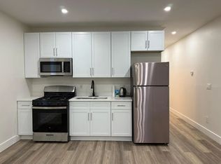 35 E 52nd St, Brooklyn, NY 11203