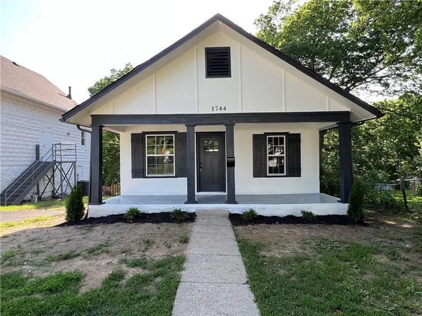 1744 S 37th St, Kansas City, KS 66106