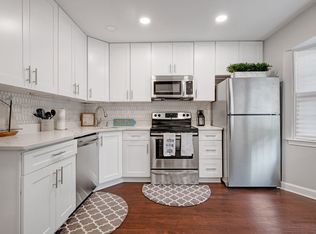 1639 Hart Ct, Crofton, MD 21114