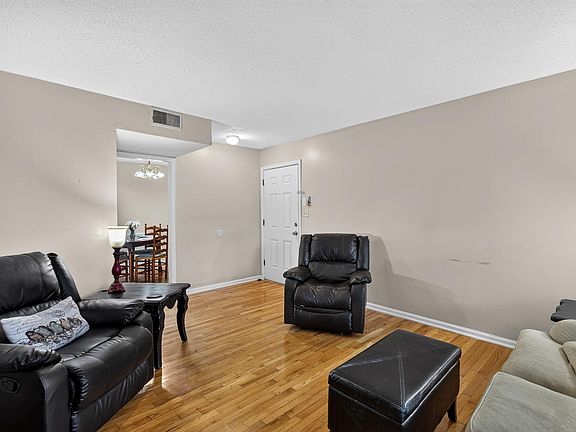 5th image of 702 Patton Chapel Way #702