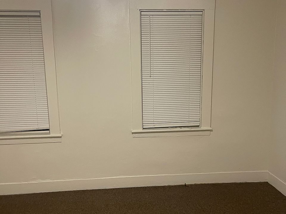 1st bedroom