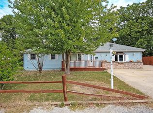 868 Haynes Dr, Decatur, IL 62521