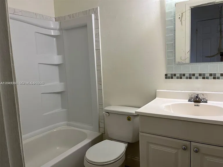 7321 Tam Oshanter Blvd — Photo 10