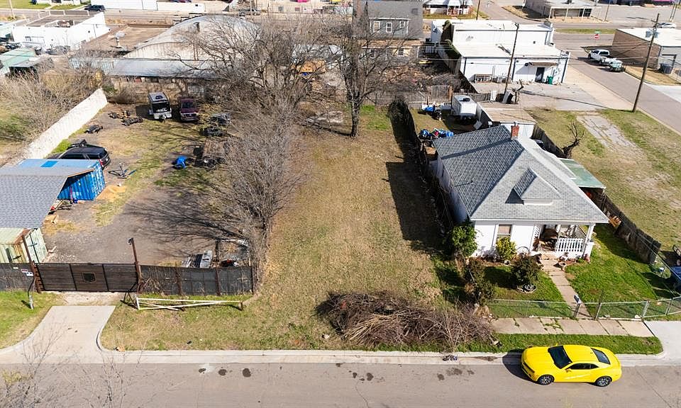 1st image of 1609 NW 6th St Lot 32