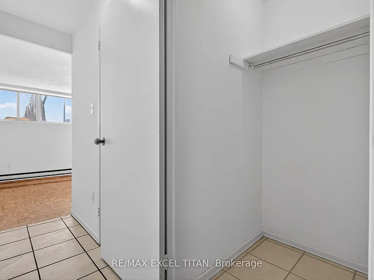 1042 Sheppard Ave W #G1 — Photo 16