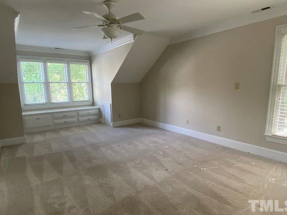 5th image of 106 Windhover Dr