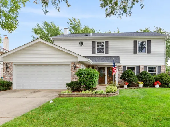815 Claridge Ct, Schaumburg, IL 60193