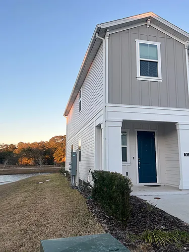 7613 Stone Creek Trl Photo 1