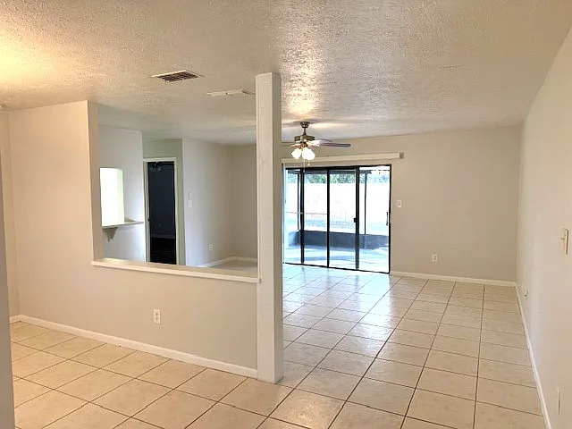 5012 Country Hills Dr — Photo 10