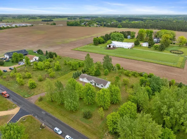 1717 107th St, New Richmond, WI 54017