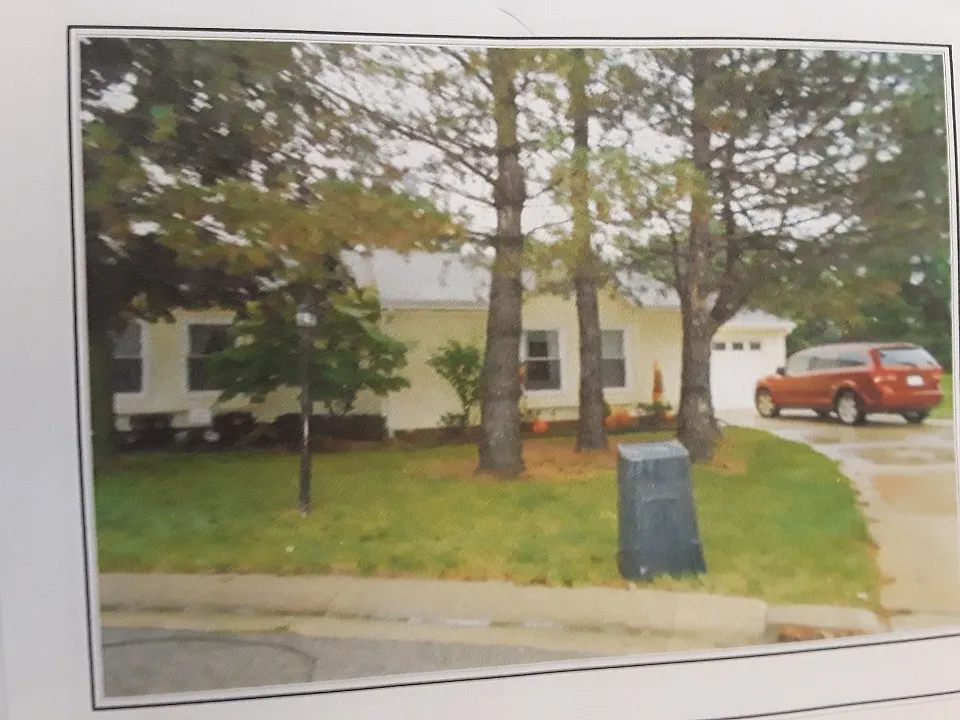 1320 Shire Ct photo 1