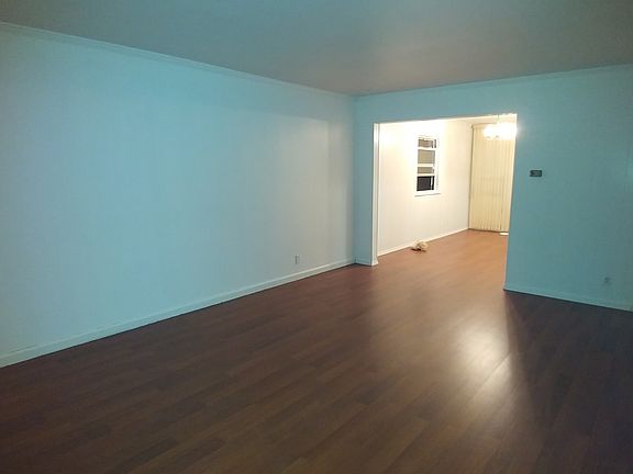 5th image of 15816 65th Ave #Whole